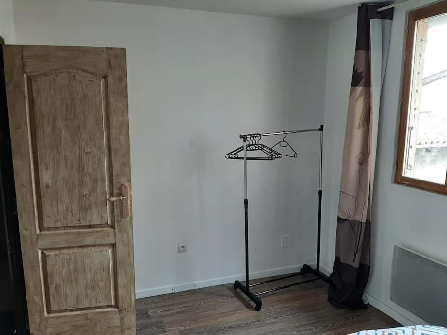 T3 Hyper-Centre Au Calme Tout Equipe Parking Prive Apartment Castres  Exterior foto