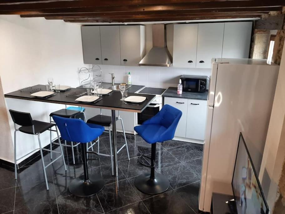 T3 Hyper-Centre Au Calme Tout Equipe Parking Prive Apartment Castres  Exterior foto