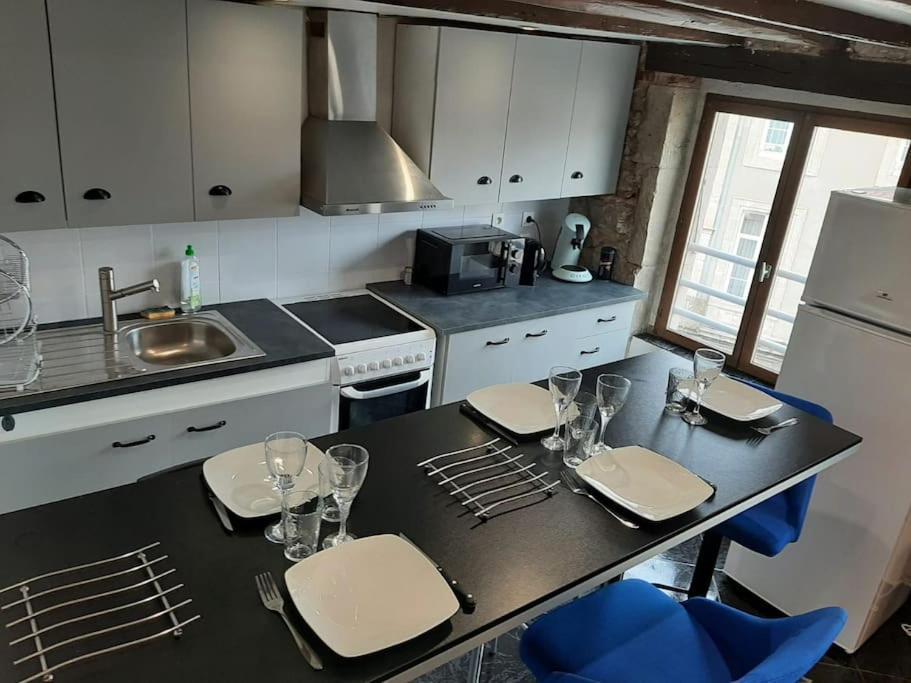 T3 Hyper-Centre Au Calme Tout Equipe Parking Prive Apartment Castres  Exterior foto